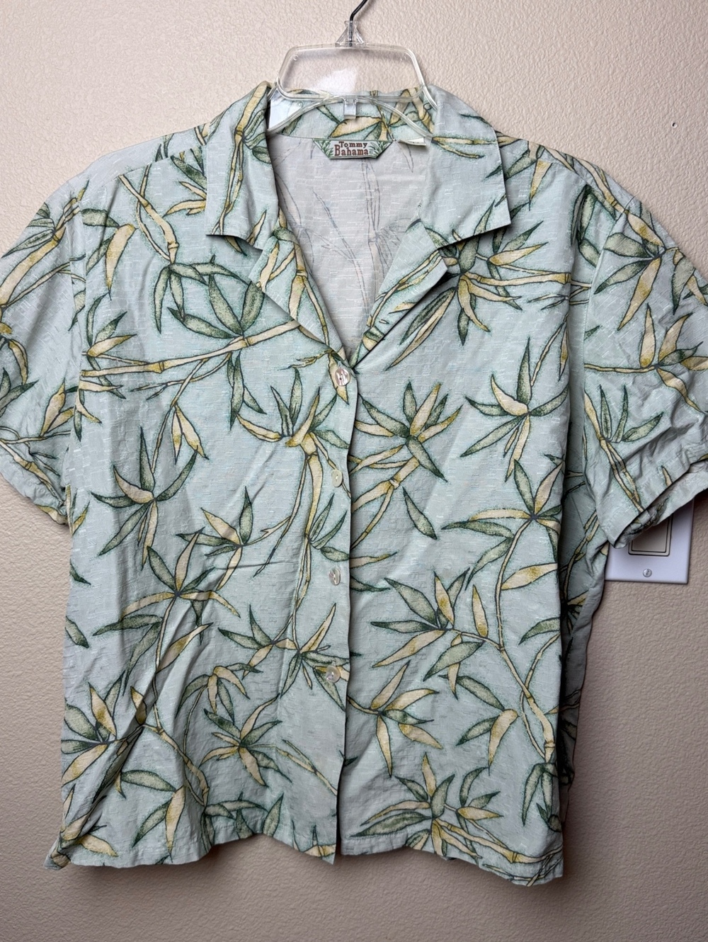Tommy Bahama Women’s Button Down Silk Shirt